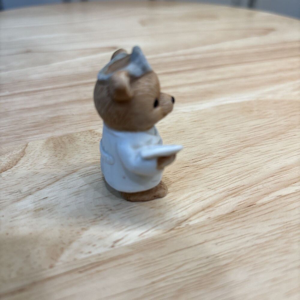 Vintage HOMCO Miniature Career Bear Figurine 2" Doctor #8820 . 1980s - Picture 3 of 7